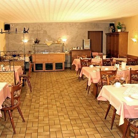 Hotel Zewener Hof - Garni Trevír Exteriér fotografie