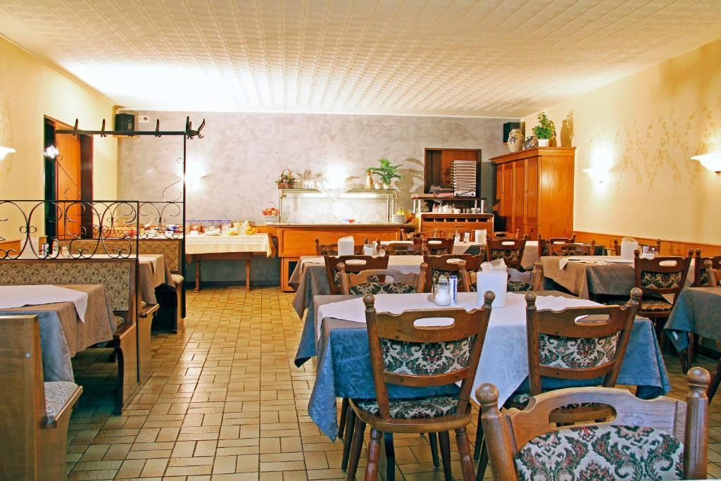 Hotel Zewener Hof - Garni Trevír Exteriér fotografie